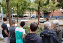 Alumnado del Instituto Estany de la Ricarda participa en la remodelación de la Plaza del Camino de la Fábrica