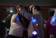 La discoteca inclusiva de El Prat reabre con éxito sus puertas