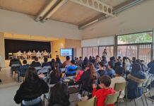 La nueva temporada del programa de radio Girem el món se inicia tratando la Paz y la No-violencia en las escuelas