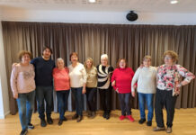 Teatro para ancianos en centros cívicos, un espacio de juego y aprendizaje