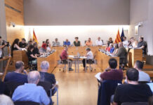 El Ayuntamiento de El Prat se posiciona nuevamente contra la extensión del aeropuerto de El Prat