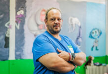 «Aquí los niños buscan cariño y nosotros se lo damos. Quieren ser escuchados y nosotros les escuchamos»